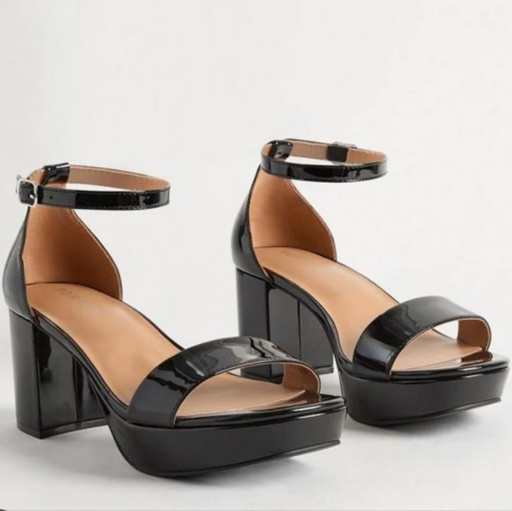 Torrid Glossy Black Patent Platform Heels - Picture 1 of 5